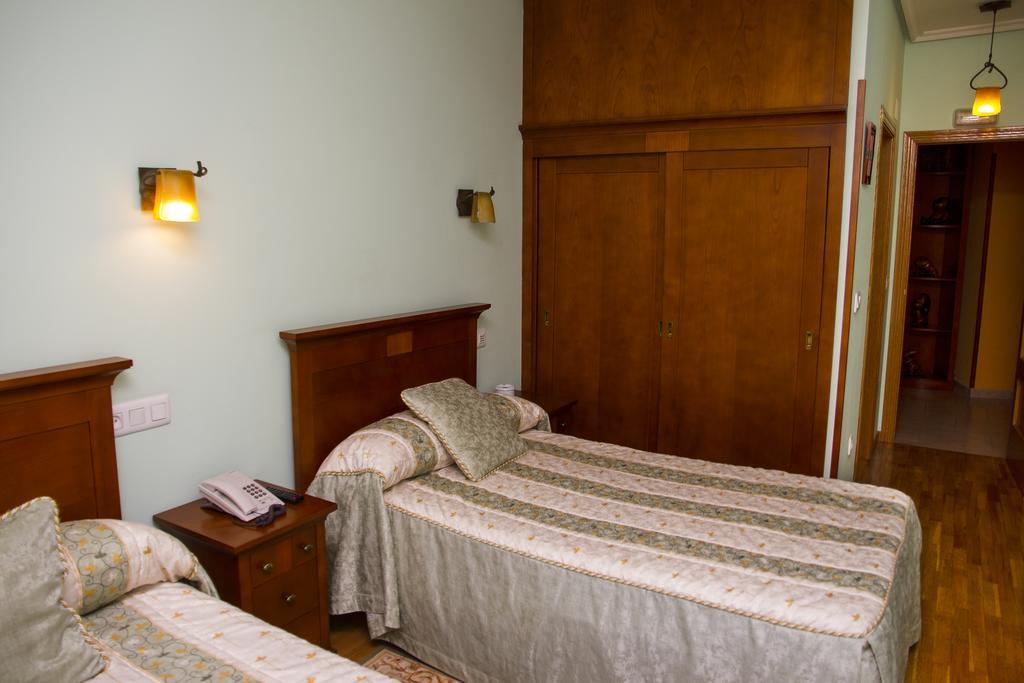 Hotel Los 14 Pravia Eksteriør billede