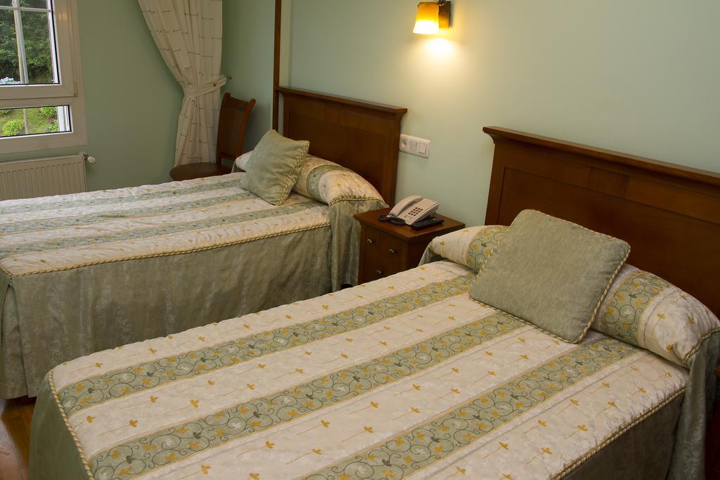 Hotel Los 14 Pravia Eksteriør billede
