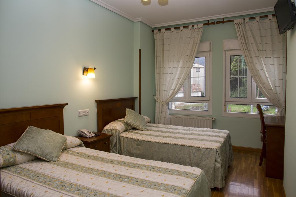 Hotel Los 14 Pravia Eksteriør billede