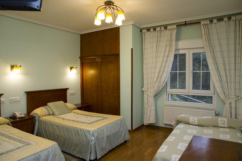 Hotel Los 14 Pravia Eksteriør billede