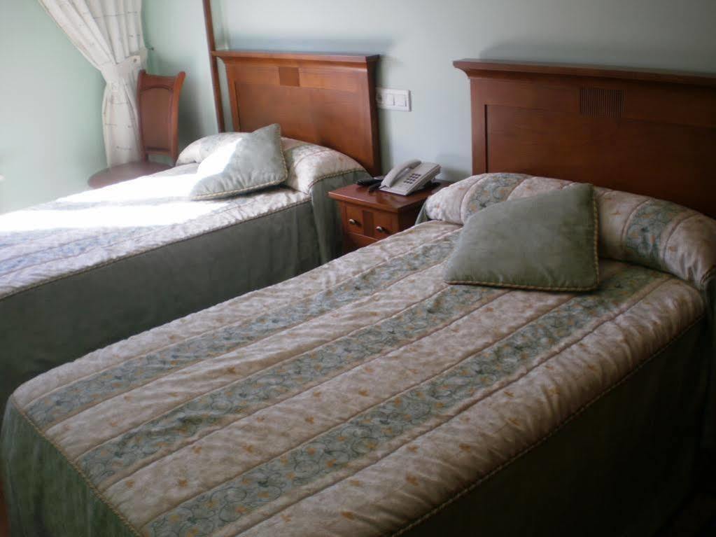 Hotel Los 14 Pravia Eksteriør billede